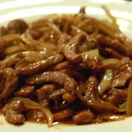 TERNERA CON CEBOLLA