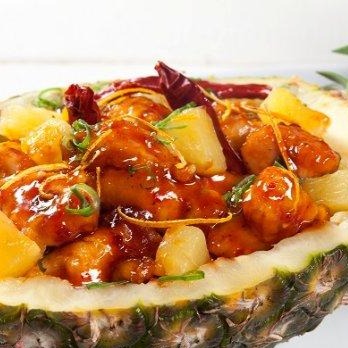 POLLO CRUJIENTE CON SALS